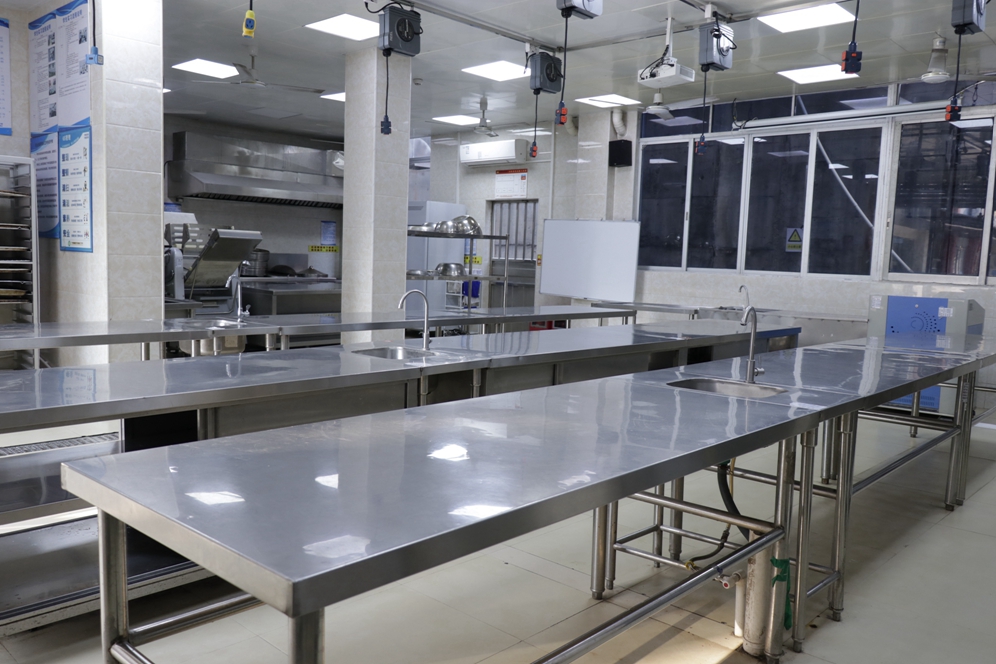 中西点实训室2 (2)